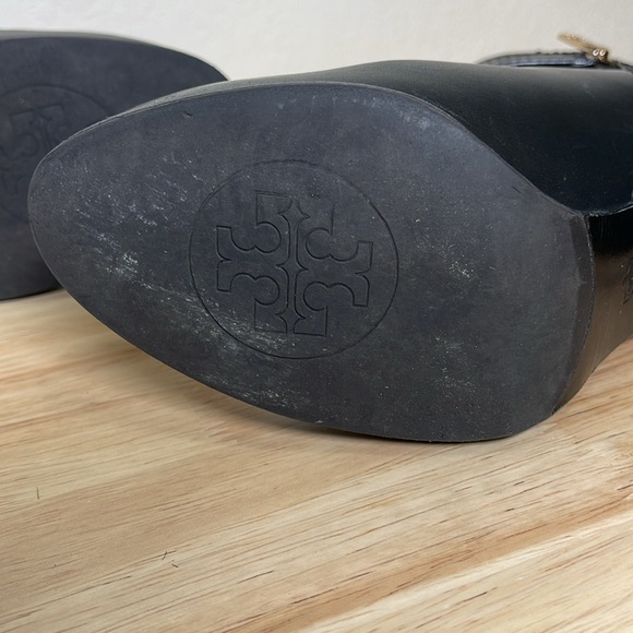 Tory Burch Booties - Bristol High-Heel Size 6.5 Black - Picture 4 of 12